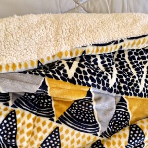 Acolchado Corderito Twin Estampado Negro/blanco/amarillo